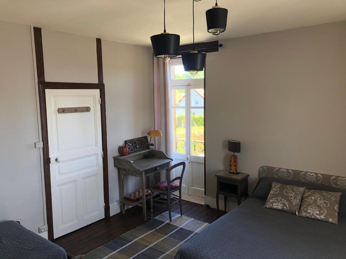 Appartement Saint-Antoine Toulon-sur-Arroux ภายนอก รูปภาพ